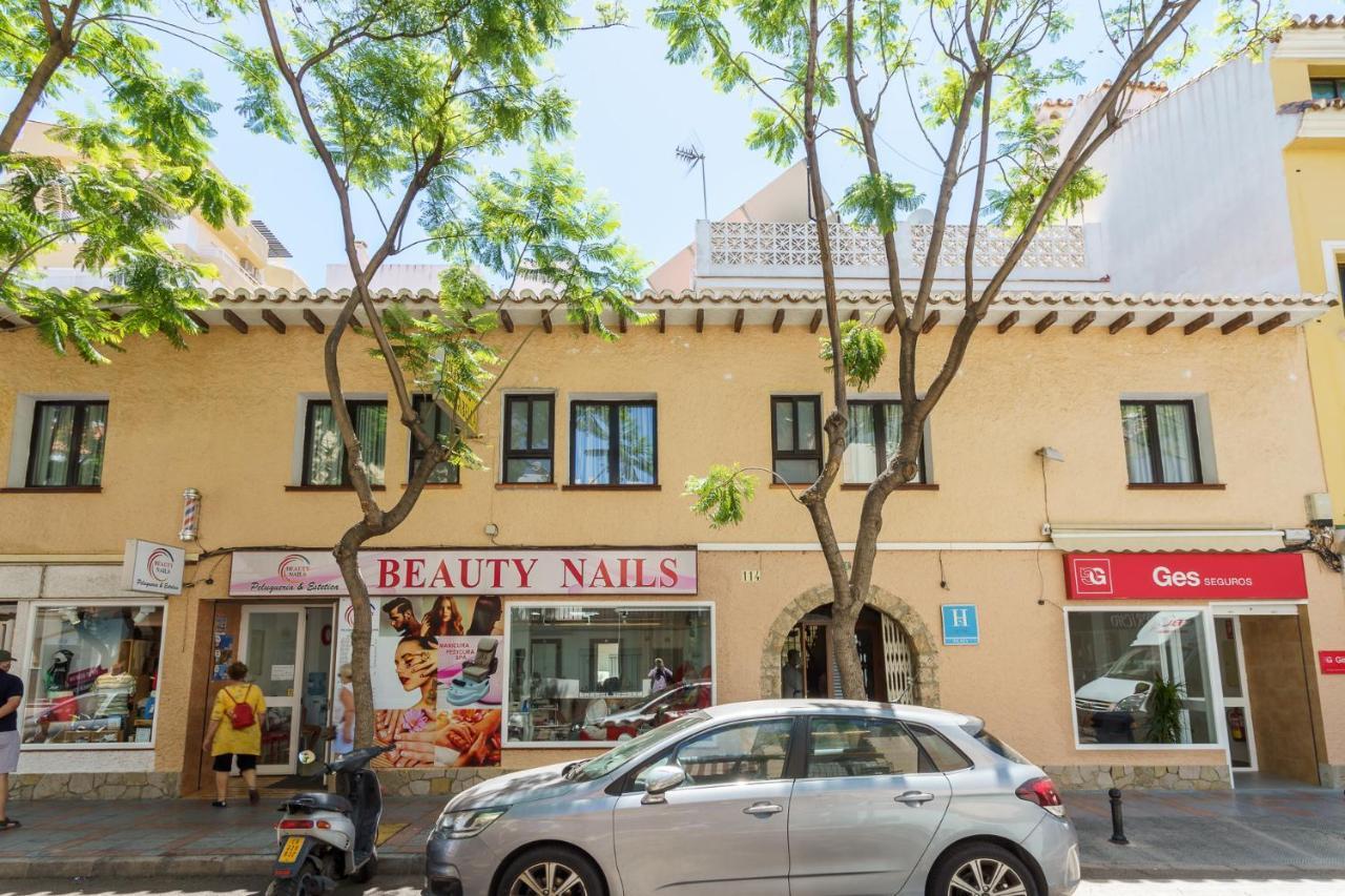 Hostal Costabella Powered By Faro Homes Fuengirola Ngoại thất bức ảnh
